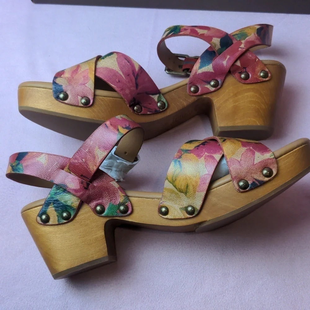 Patricia Nash Designs Gigi Floral Spring Multi Retro 70s Inspired Clog Heels 7.5 - Picture 3 of 7